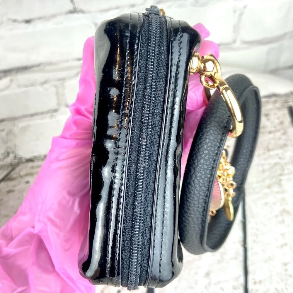 CHANEL card coin pouch wristlet keychain black patent leather with charms - Picture 8 of 10